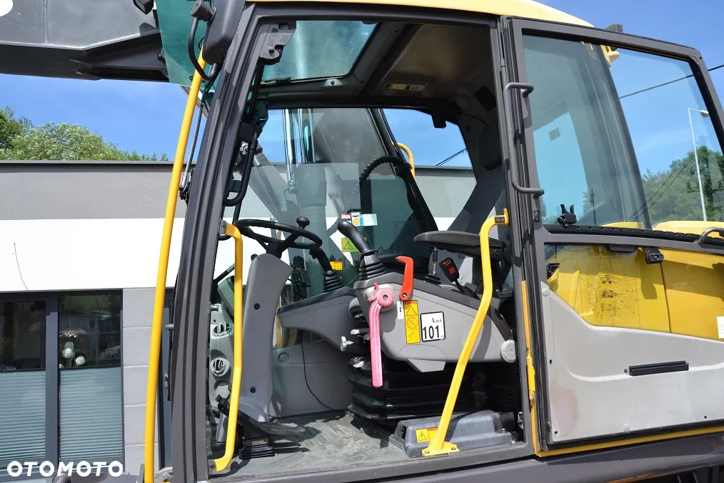Volvo EW 160 C - 26
