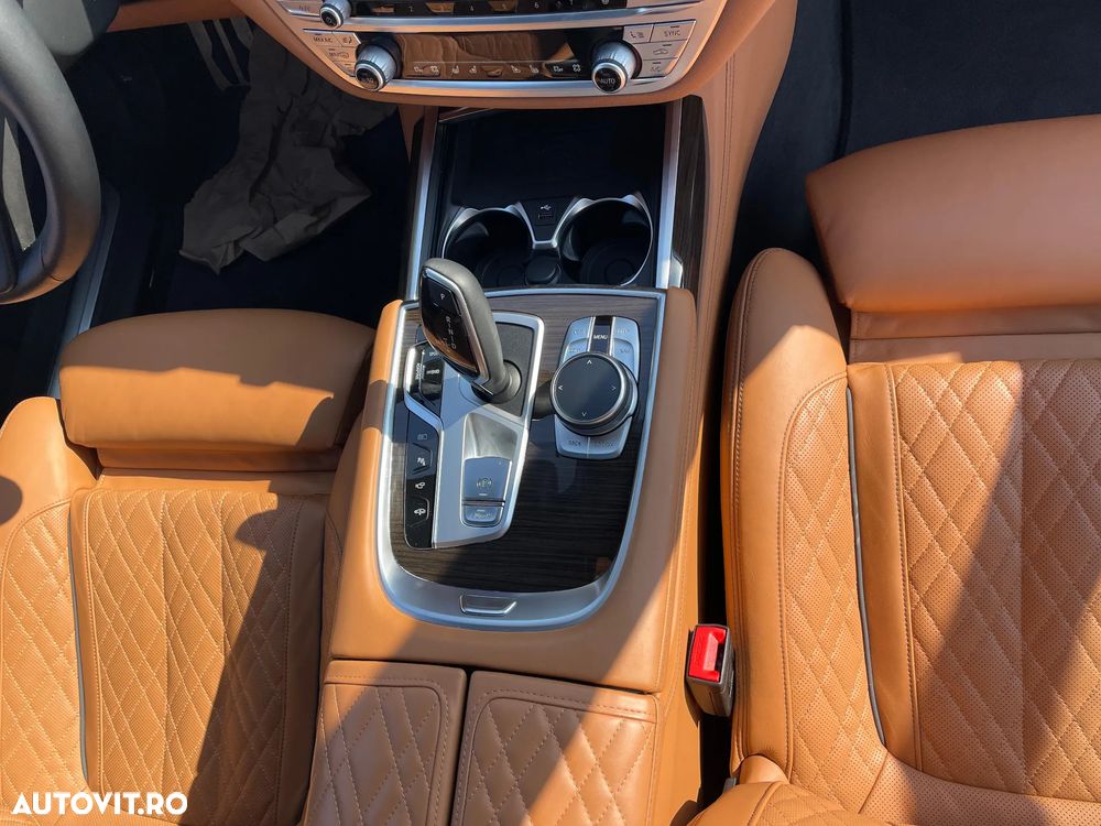 BMW Seria 7 745e - 7