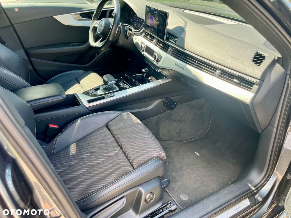 Audi A4 Avant 40 TDI quattro S tronic S line - 13