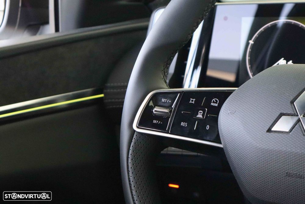Mitsubishi Eclipse Cross 87 kWh Intense - 18
