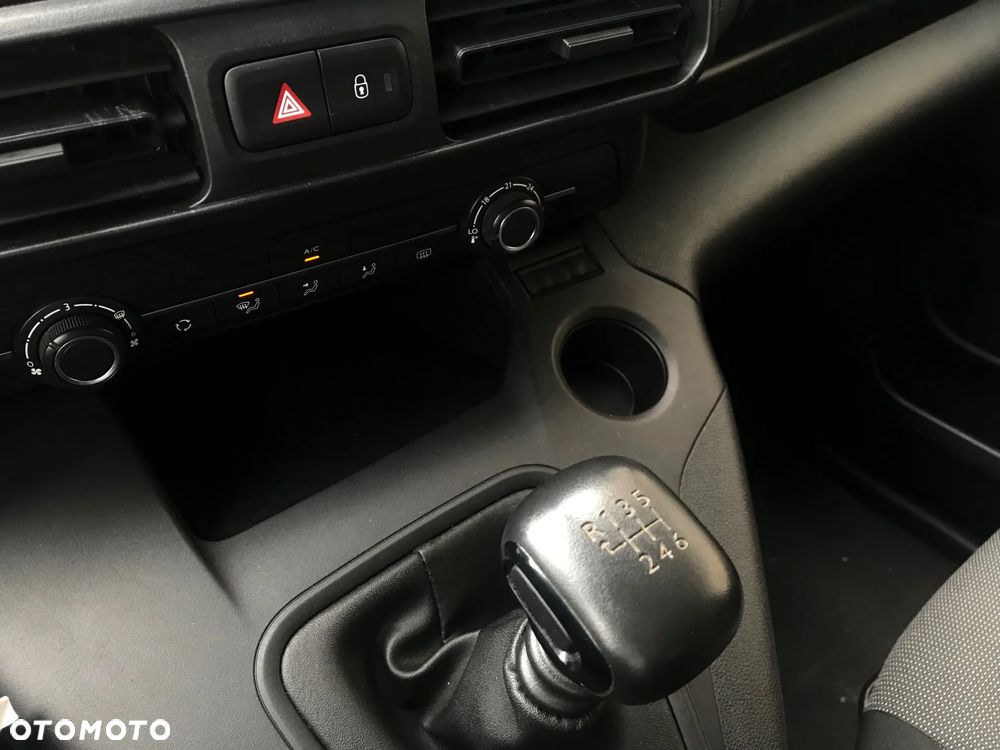 Toyota Proace City Verso 1.5 D-4D Business - 26