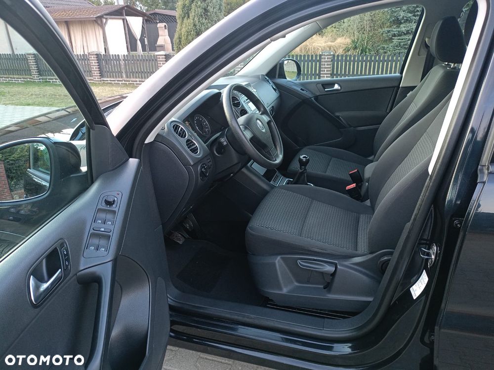 Volkswagen Tiguan - 9