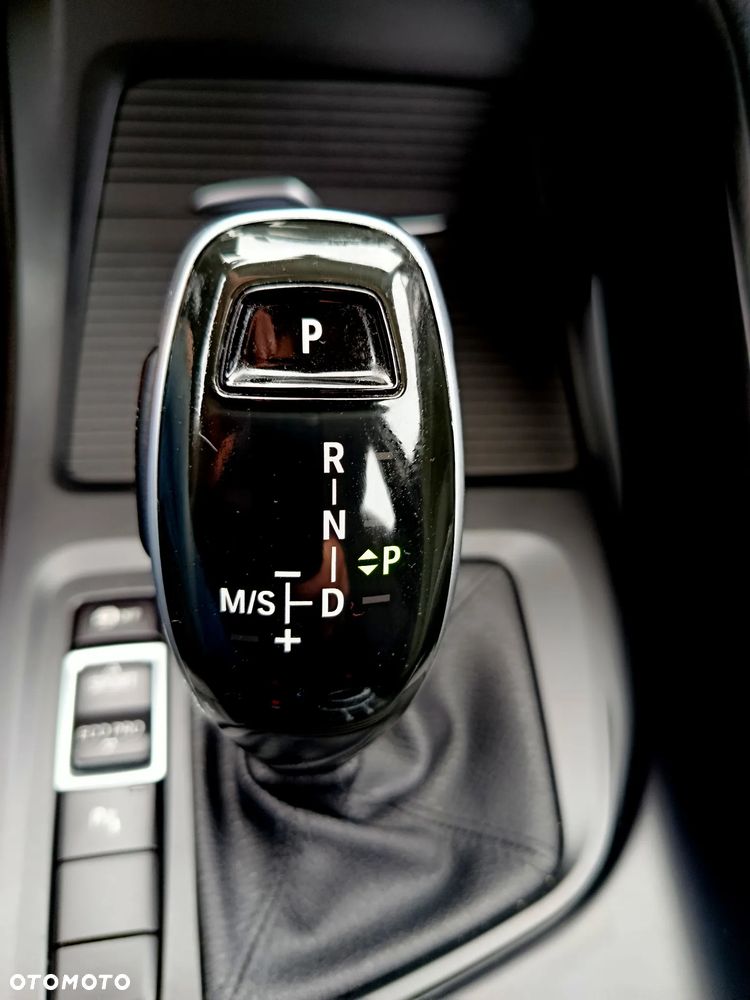 BMW X1 sDrive18i GPF Sport Line - 25