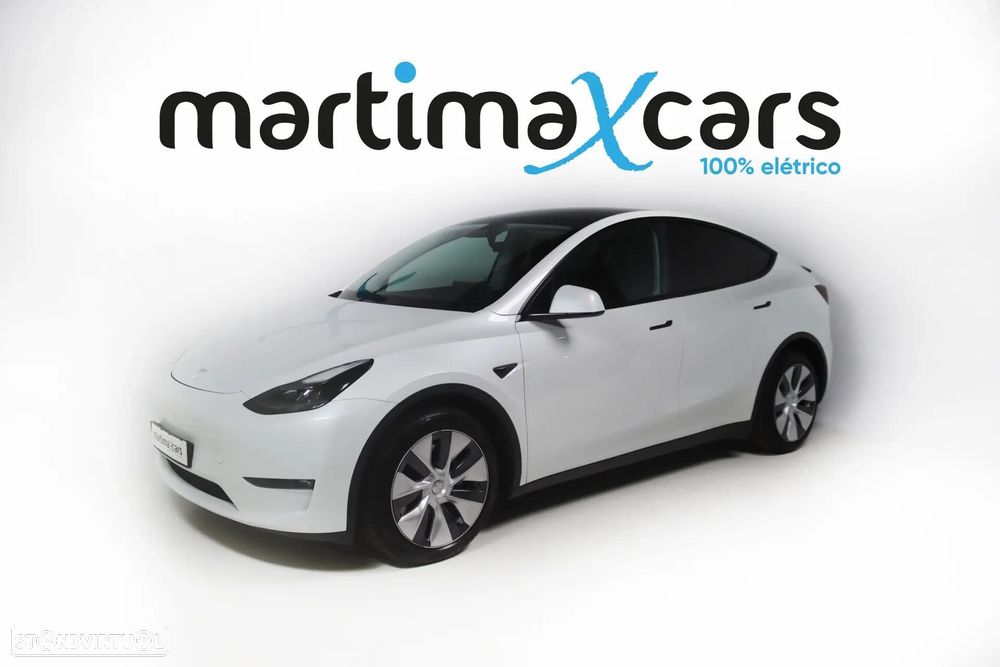 Tesla Model Y Long Range Dual Motor AWD - 3