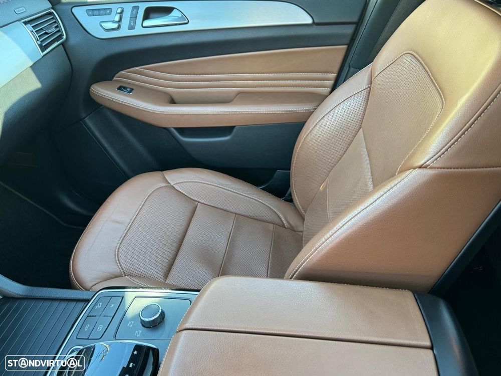 Mercedes-Benz GLE 350 d 4-Matic - 17