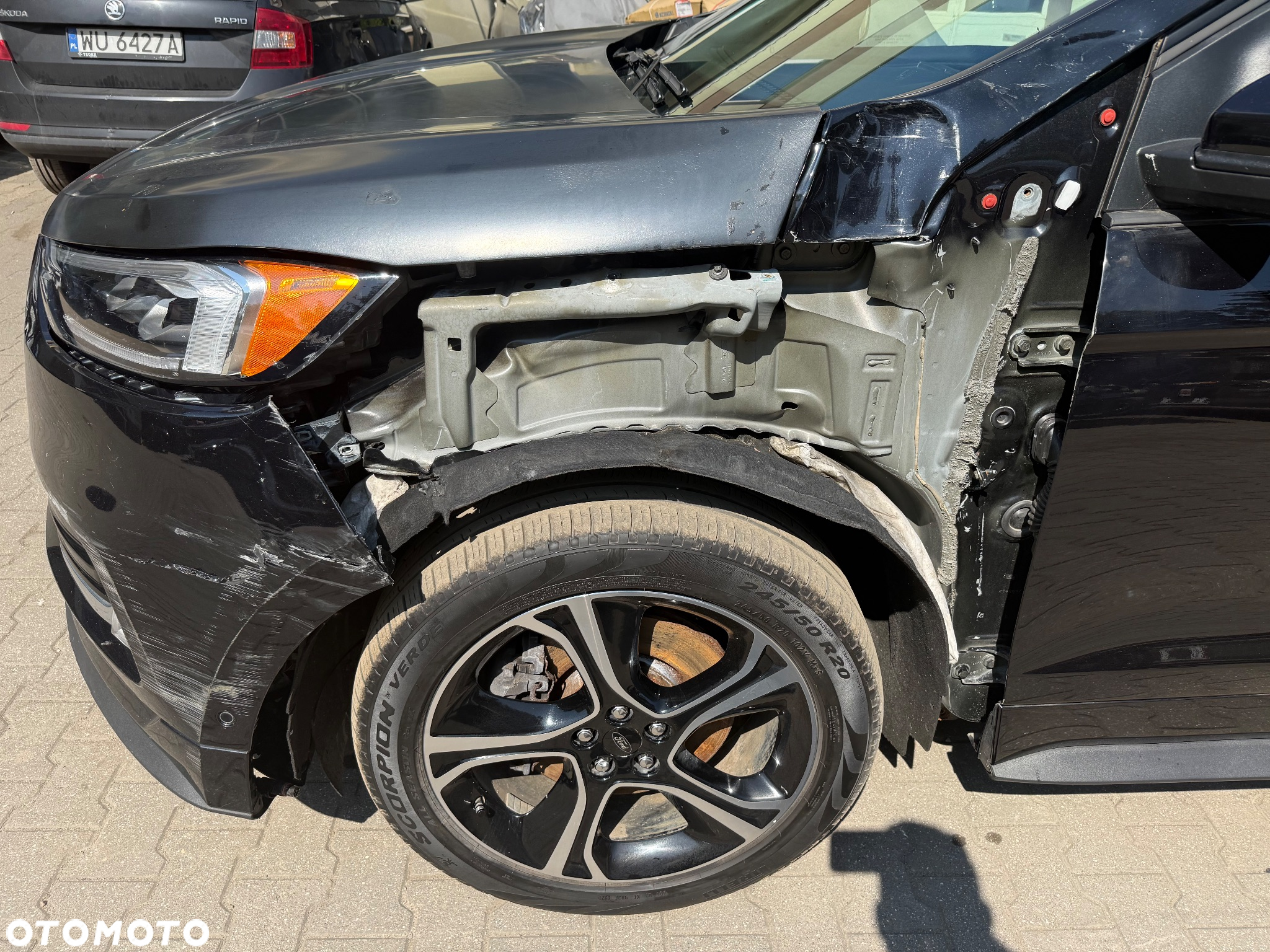 Ford Edge - 5