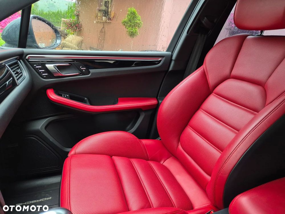 Porsche Macan - 18
