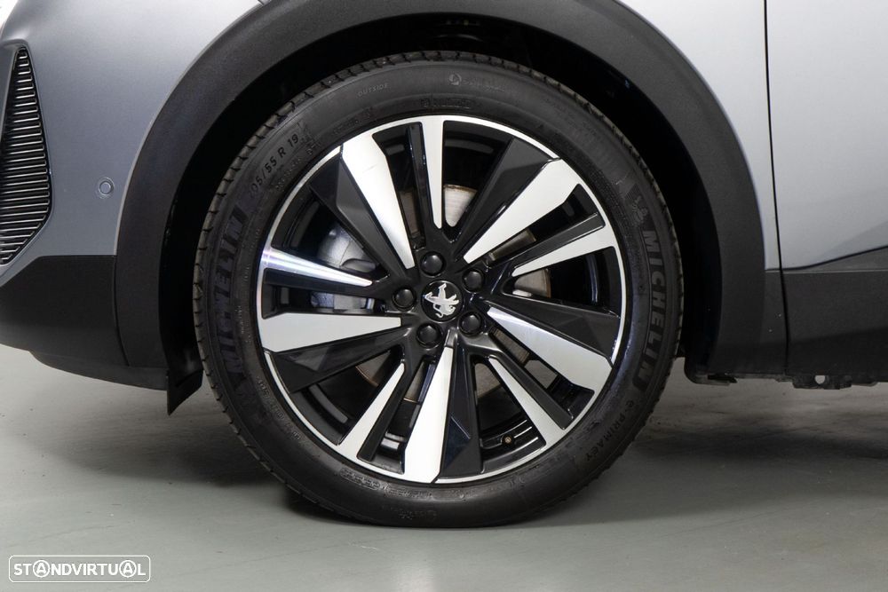 Peugeot 3008 1.6 Hybrid GT Pack e-EAT8 - 21
