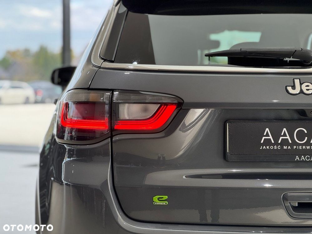 Jeep Compass - 39