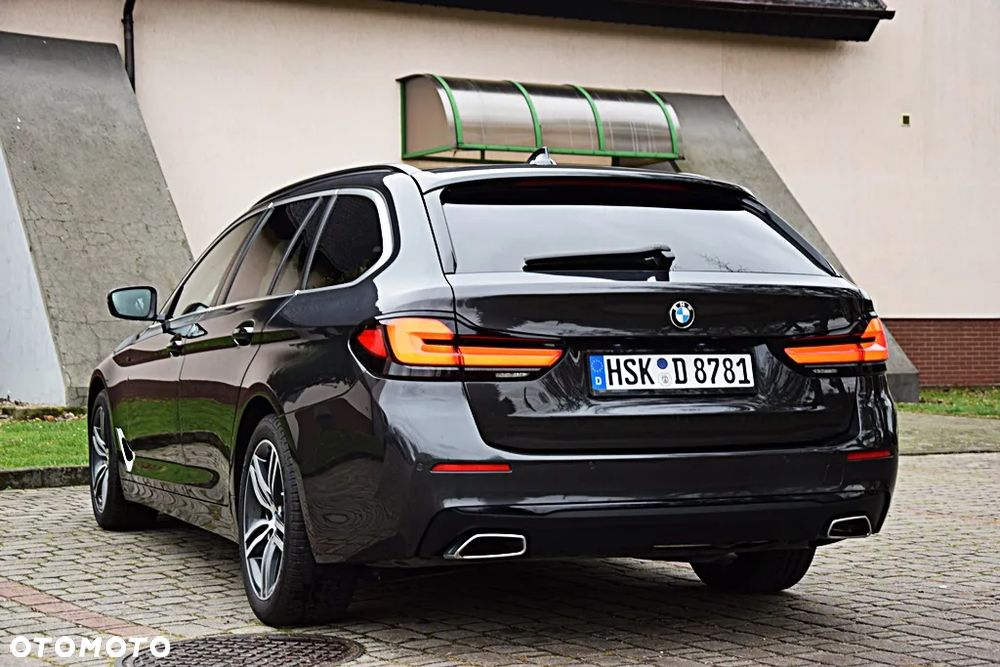 BMW Seria 5 520d M Sport sport - 3