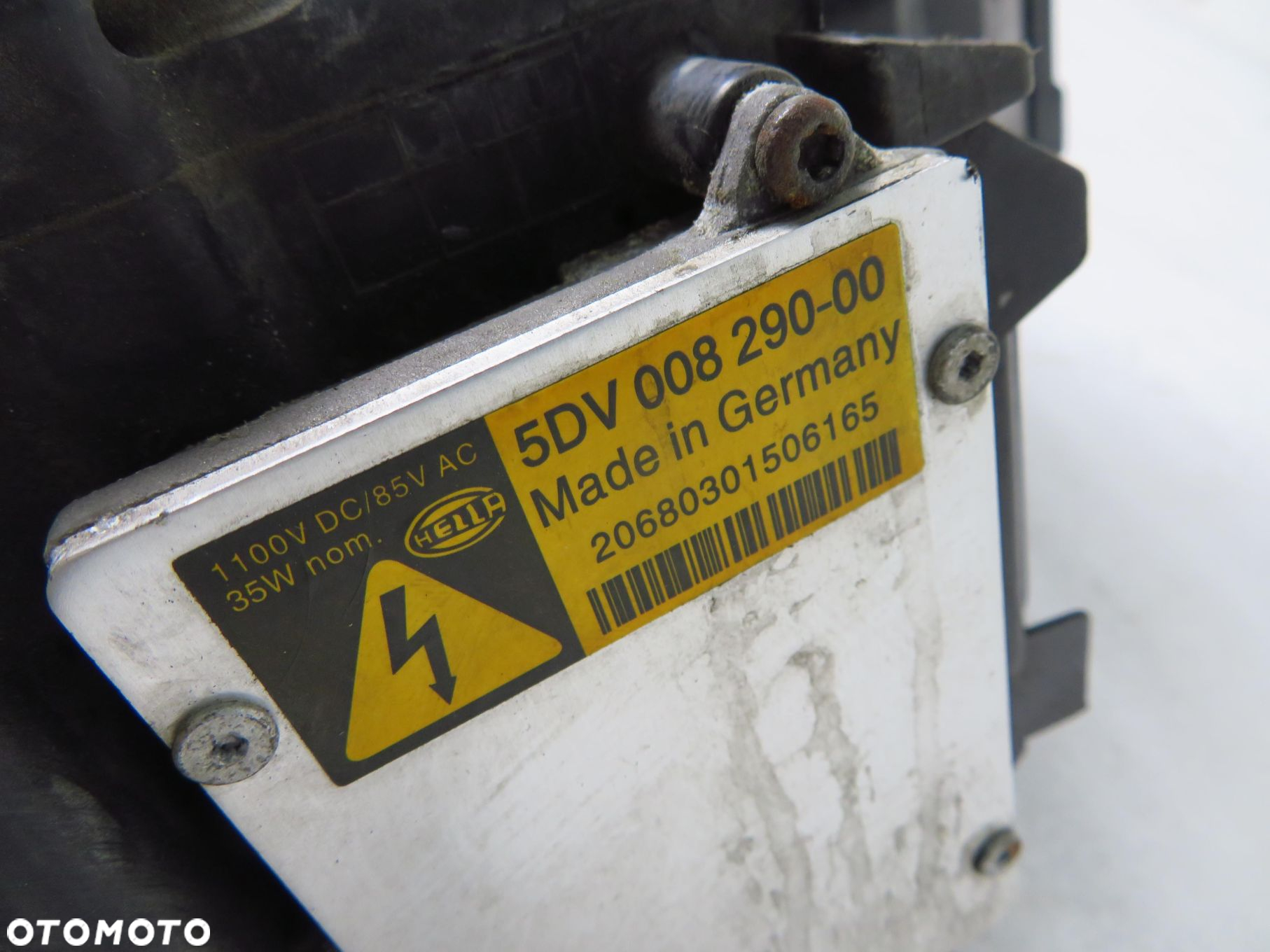 LAMPA LEWA PRZEDNIA BIXENON SKRĘTNY AUDI A8 D3 15811700 5DV00829000 - 3
