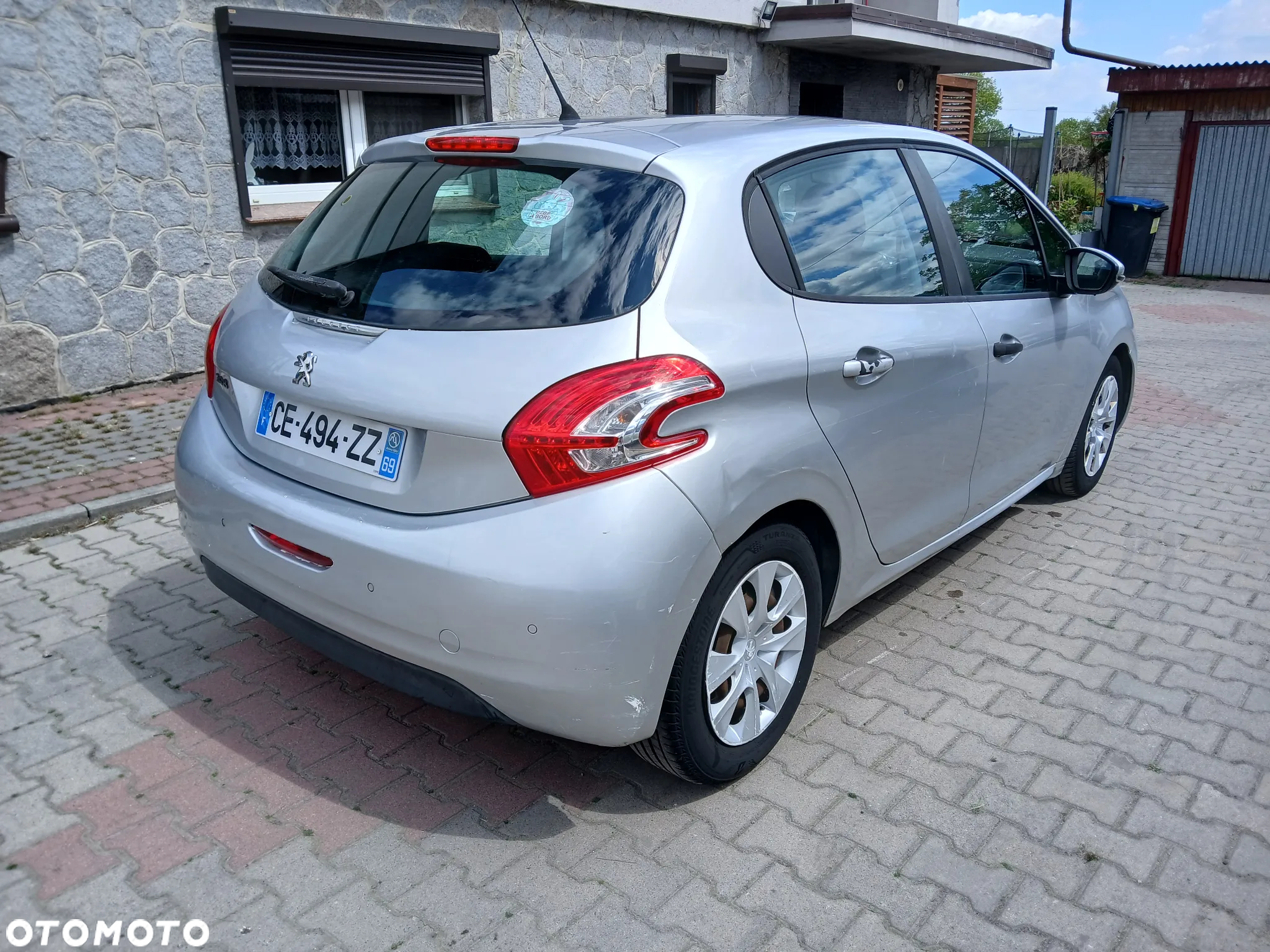 Peugeot 208 HDi 68 Like - 2