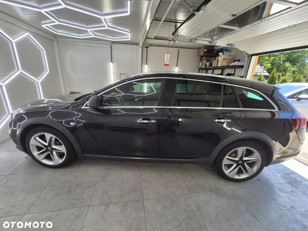 Opel Insignia 2.0 Bi Turbo CDTI 4x4 - 2