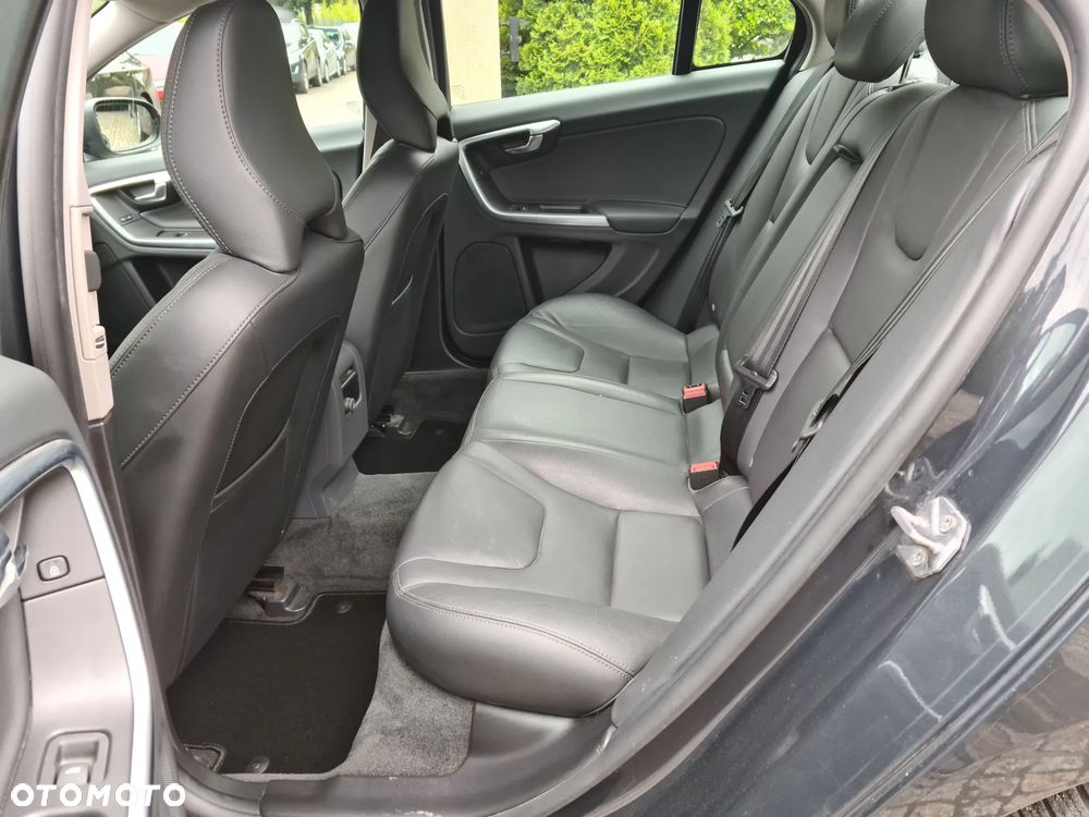 Volvo S60 - 33