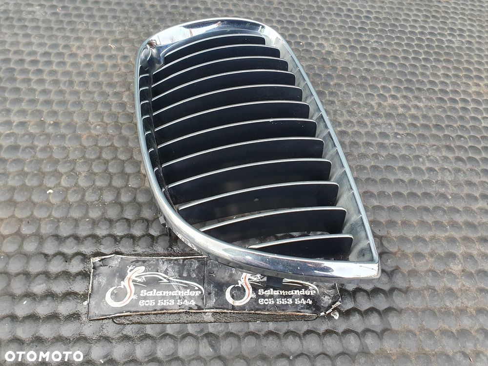 Kratka 7128613 7128614 7906809 Atrapa Nerki Nerka Gril Atrapka Zderzaka Przód M-Pakiet BMW 1 E81 E87 LCI Lift - 6