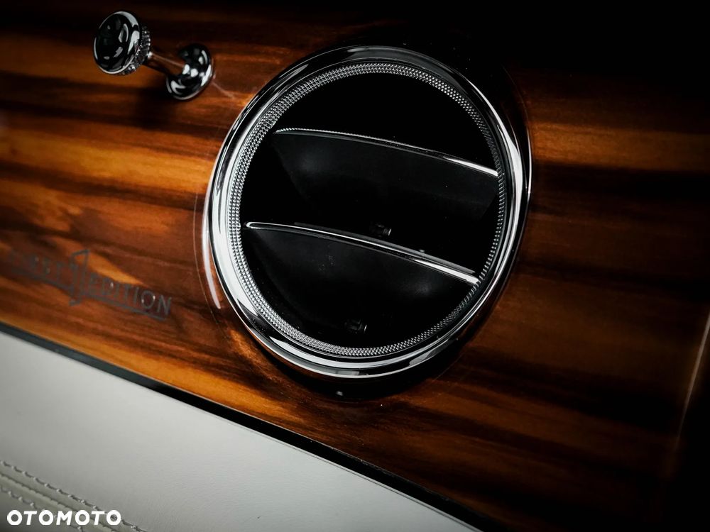 Bentley Bentayga - 25