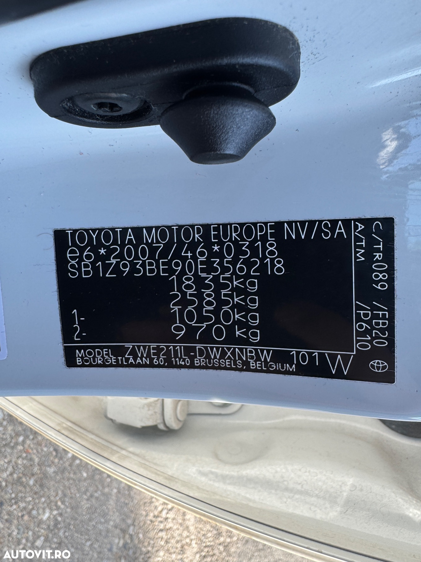 Toyota Corolla 1.8 HSD Business - 24