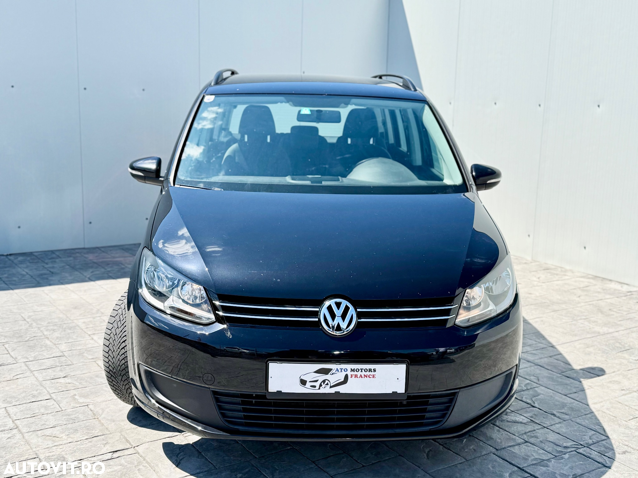 Volkswagen Touran 1.6 TDI Comfortline - 12