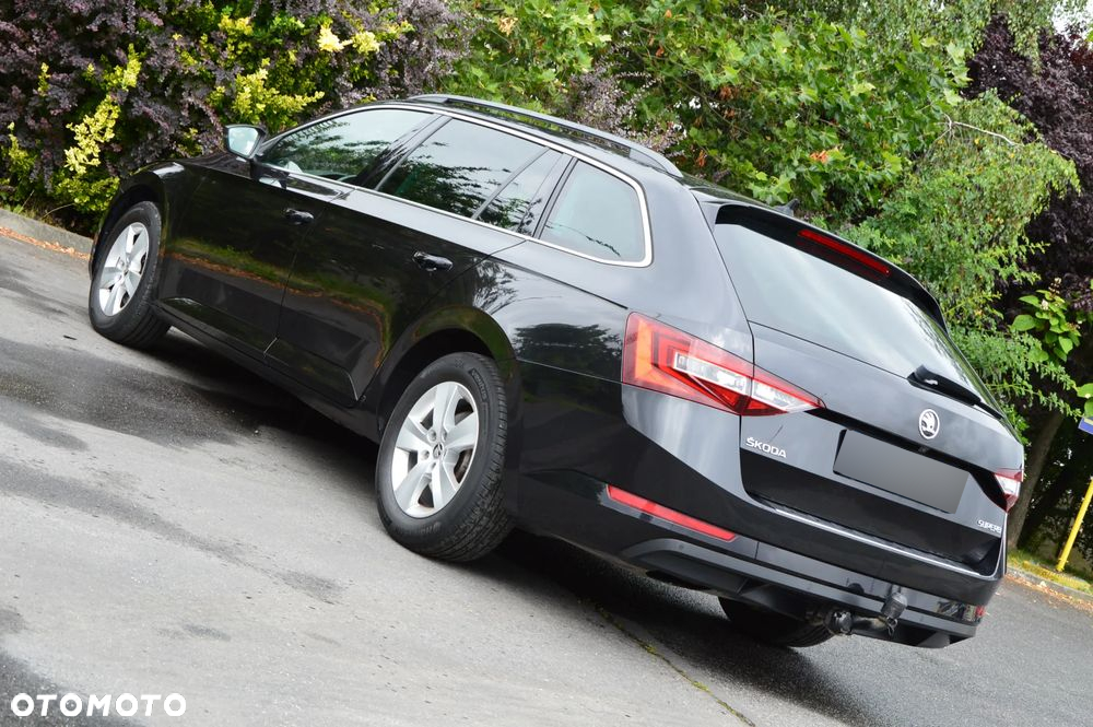 Skoda Superb 1.6 TDI DSG Ambition - 22