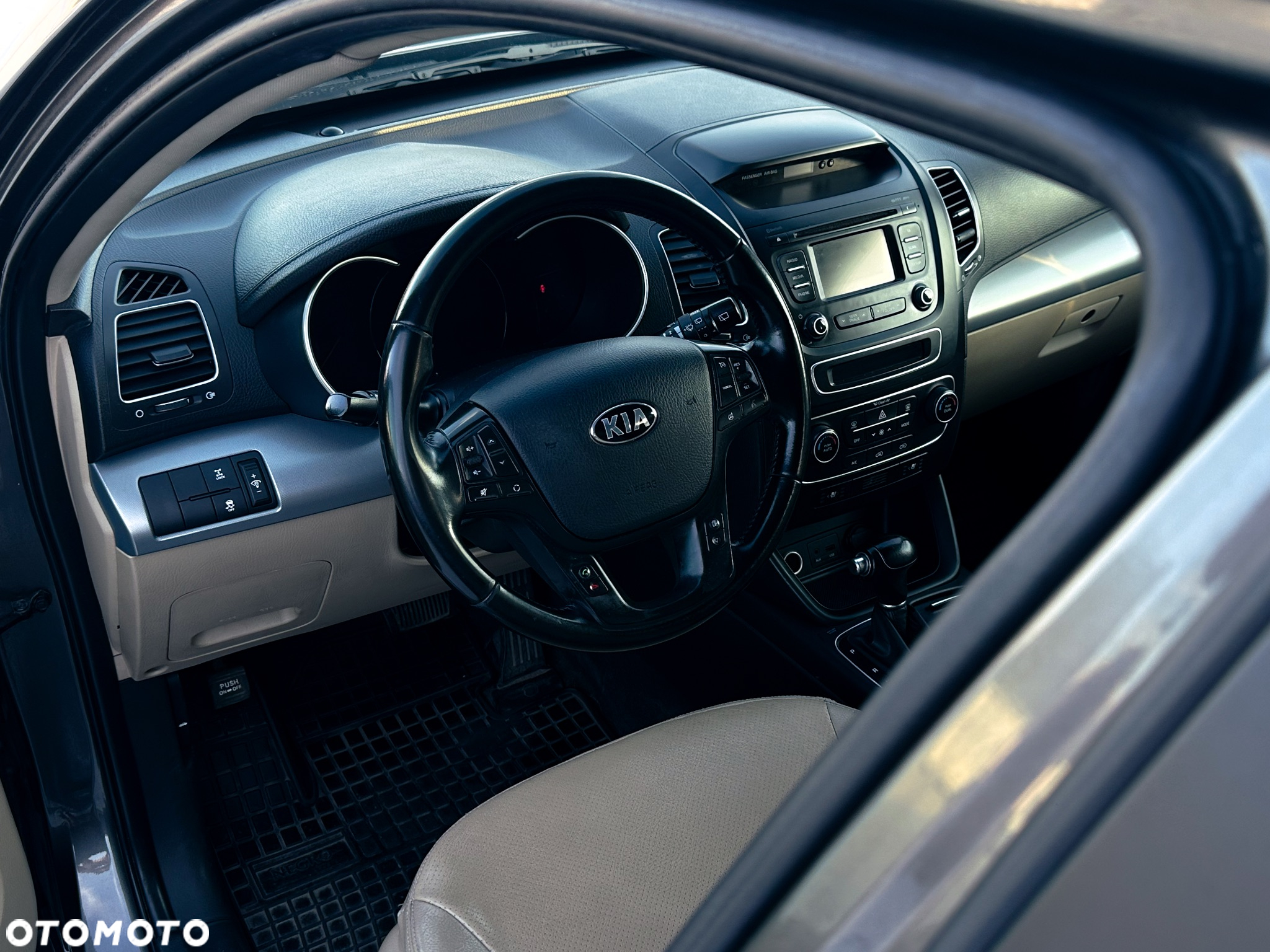 Kia Sorento 2.2 CRDI L - 13
