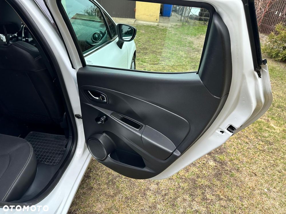 Renault Clio 1.2 16V 75 Dynamique - 20