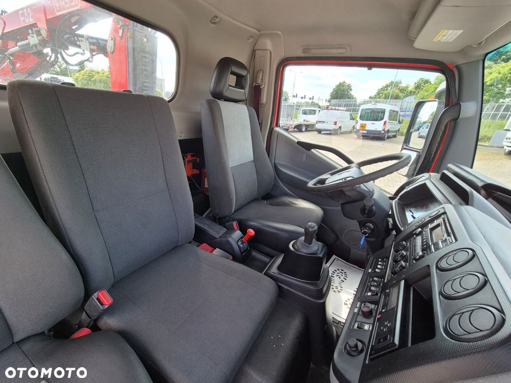 Renault D 7.5 180 / SKRZYNIA / HDS FASSI F32 / NISKI PRZEBIEG / BEZWYPADKOWY / OKLEJONY / AUTOMAT / CHWYTAK / SERWISOWANY / UNIKAT / EURO 6 - 23