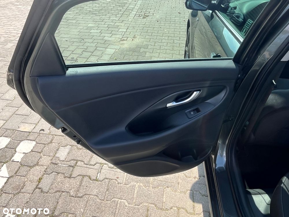 Hyundai i30 Fastback 1.5 T-GDI 48V Smart DCT - 16