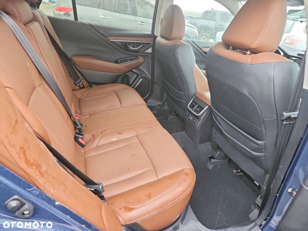 Subaru Outback - 11