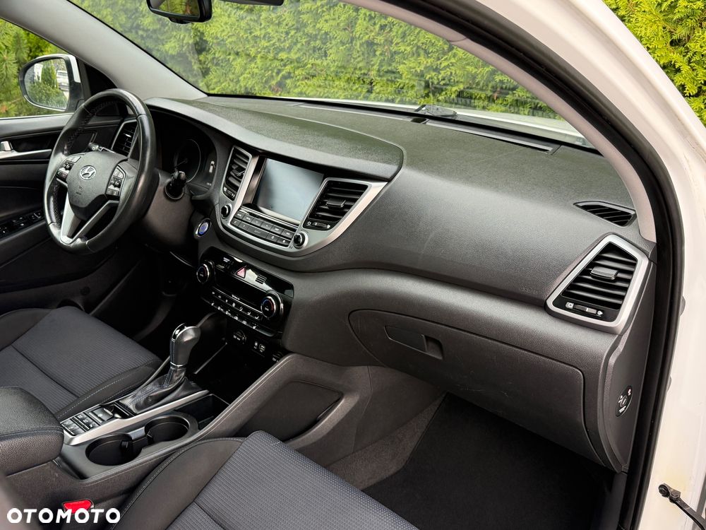 Hyundai Tucson - 8