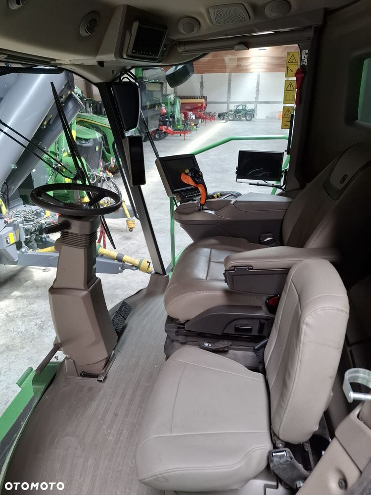 John Deere X9 1100 - 7