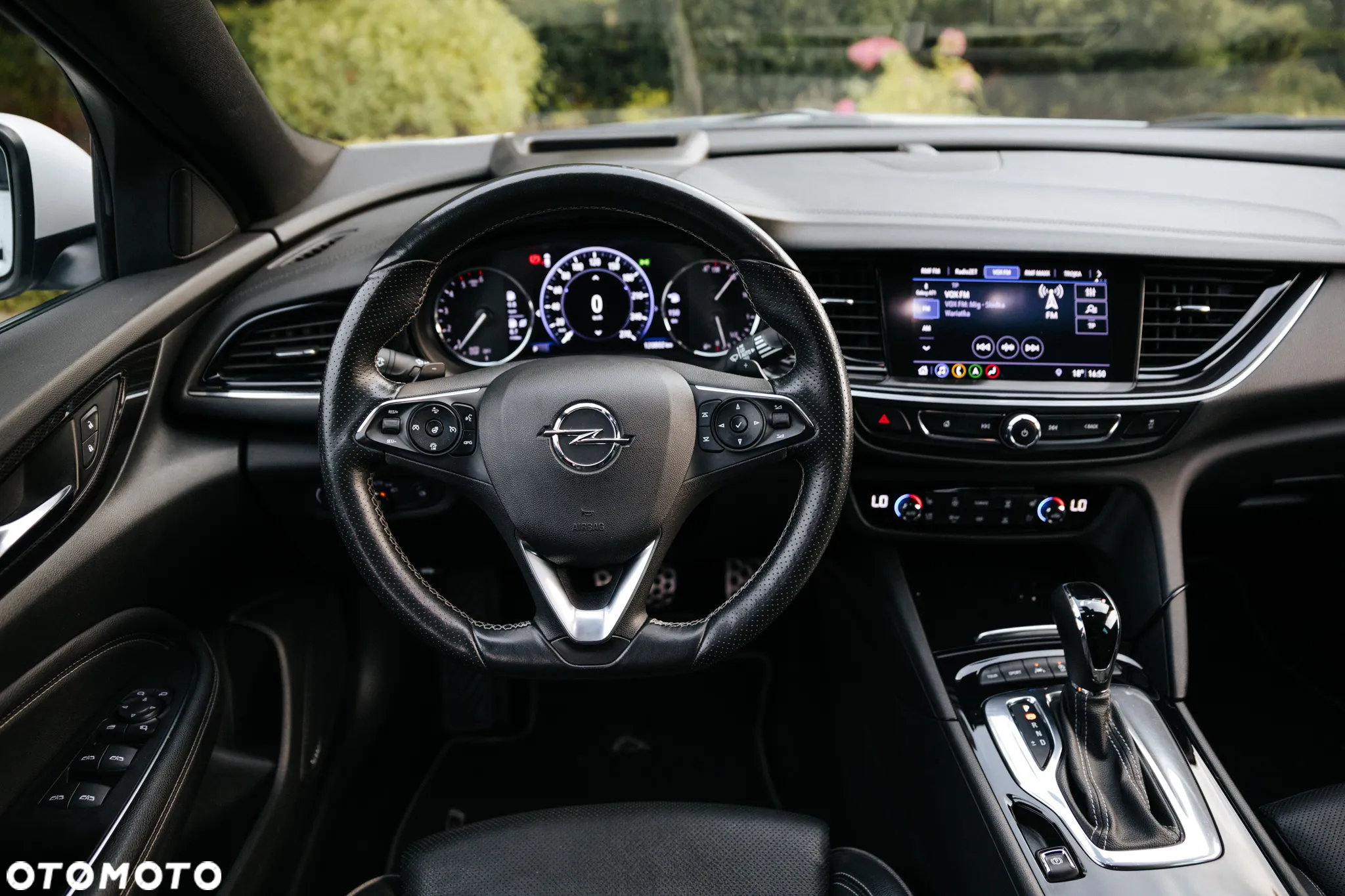 Opel Insignia 2.0 CDTI 4x4 GSi S&S - 23