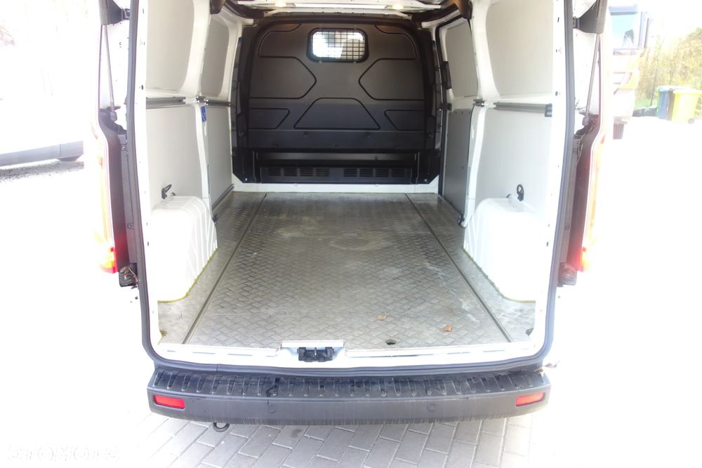 Ford Transit Custom Long 2.0 ecoblue 130 KM Klima - 12