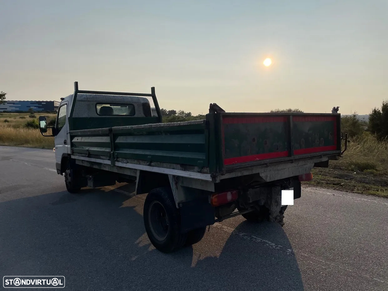 Mitsubishi Canter - 2