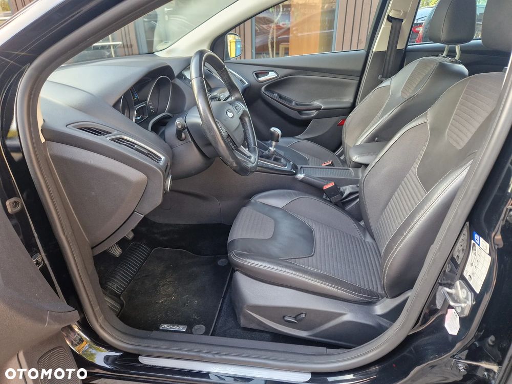 Ford Focus 2.0 TDCi ST-Line Black ASS - 19