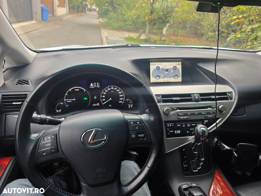 Lexus Seria RX - 26
