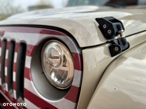 Jeep Wrangler 3.6 Sahara - 9