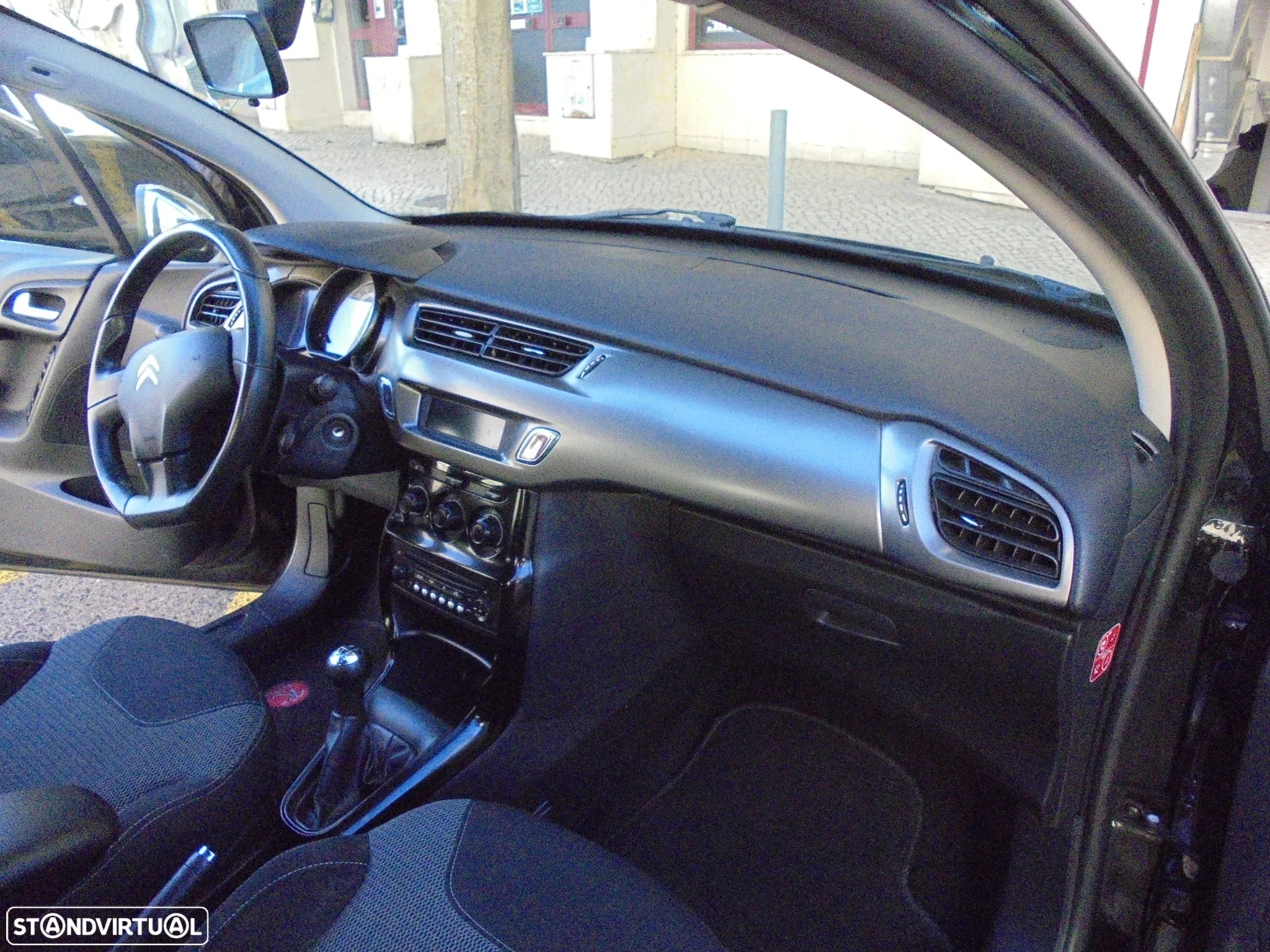 Citroën C3 1.2 PureTech Elle - 16