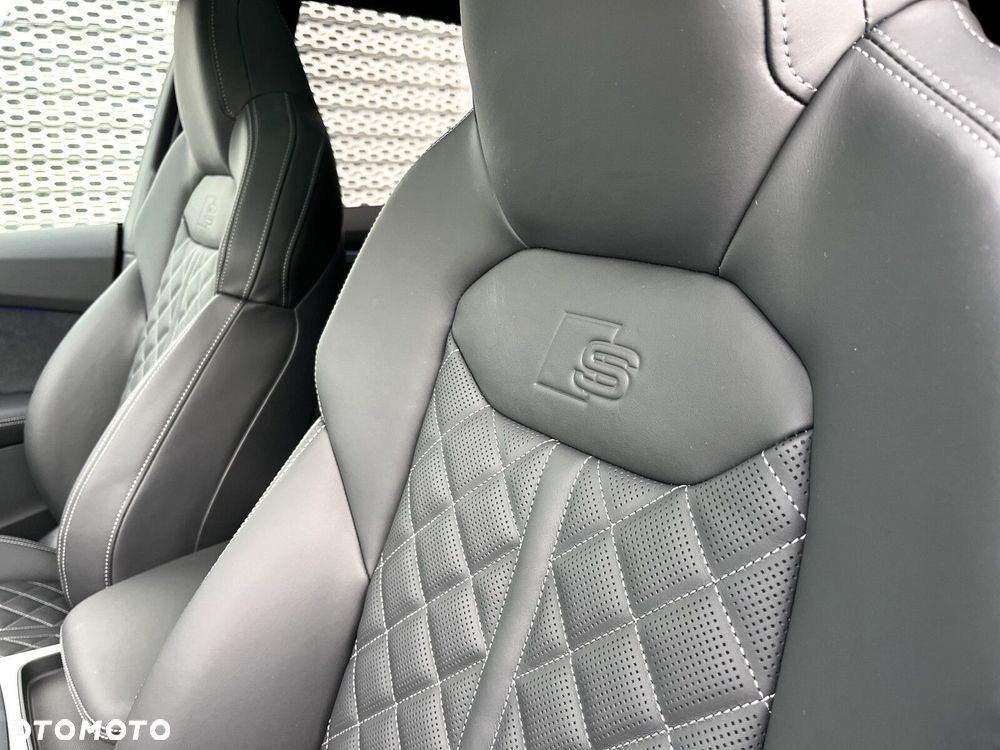 Audi SQ8 - 20