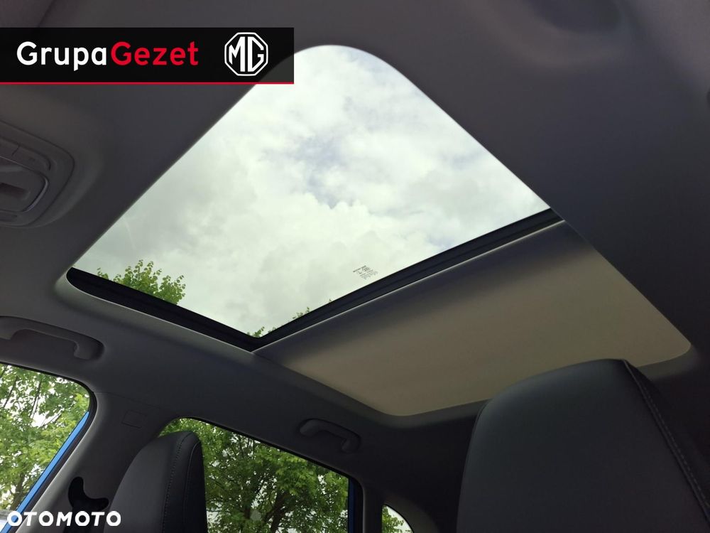 MG ZS - 21