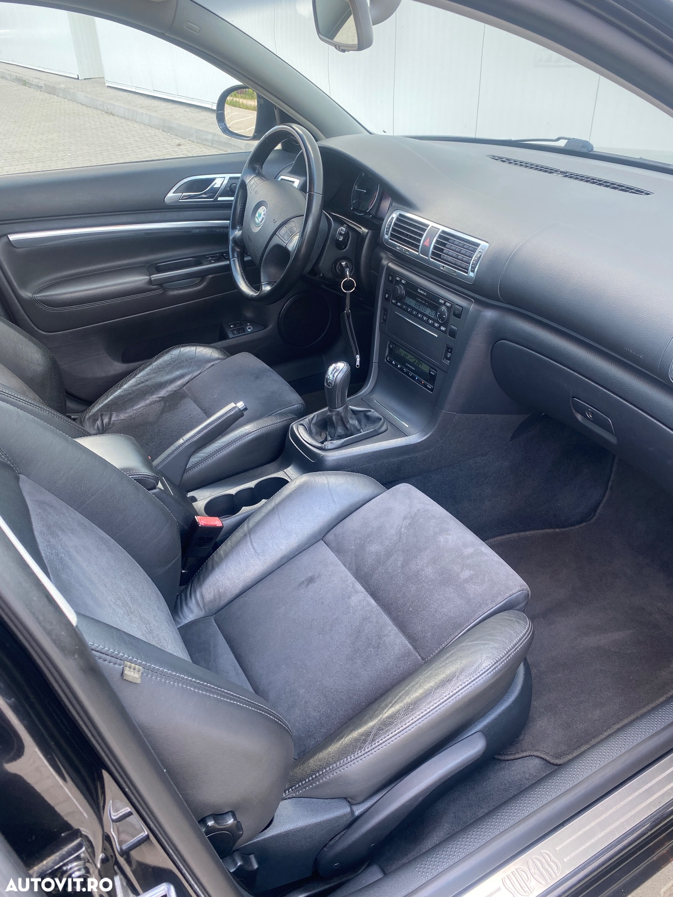 Skoda Superb 2.0 TDI Elegance - 6