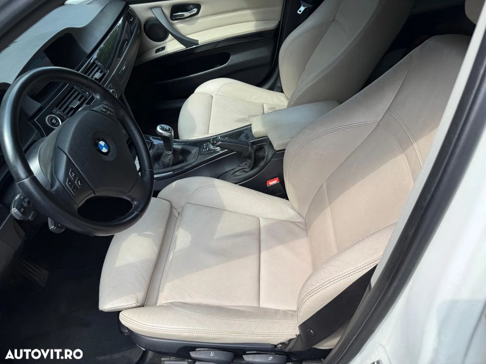 BMW Seria 3 320d Efficient Dynamic Edition Luxury Line - 8