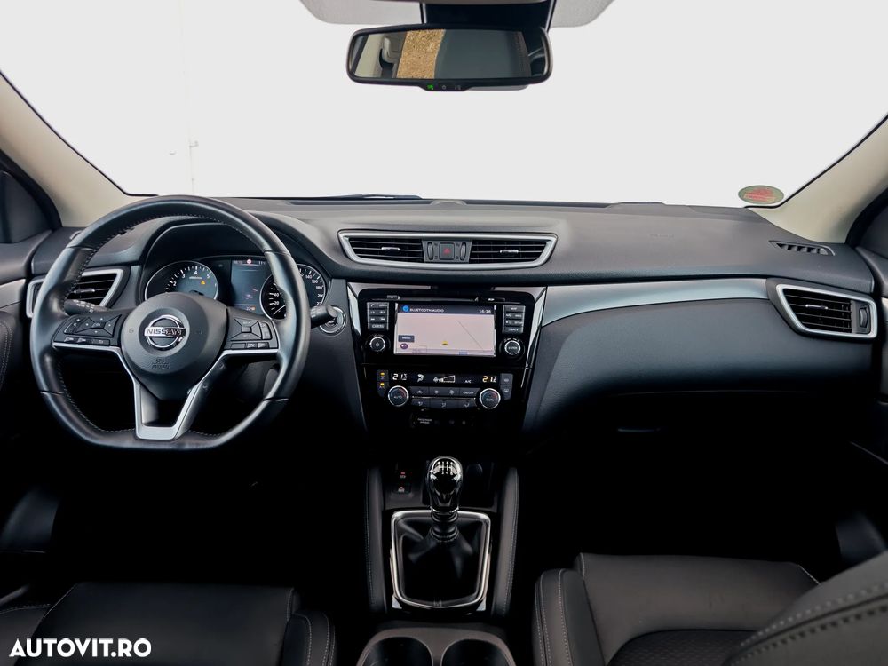 Nissan Qashqai 1.3 DIG-T TEKNA - 15