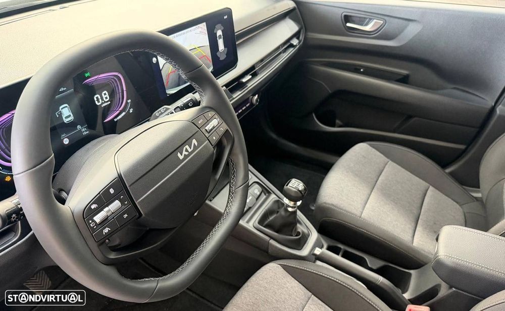 Kia Stonic - 11