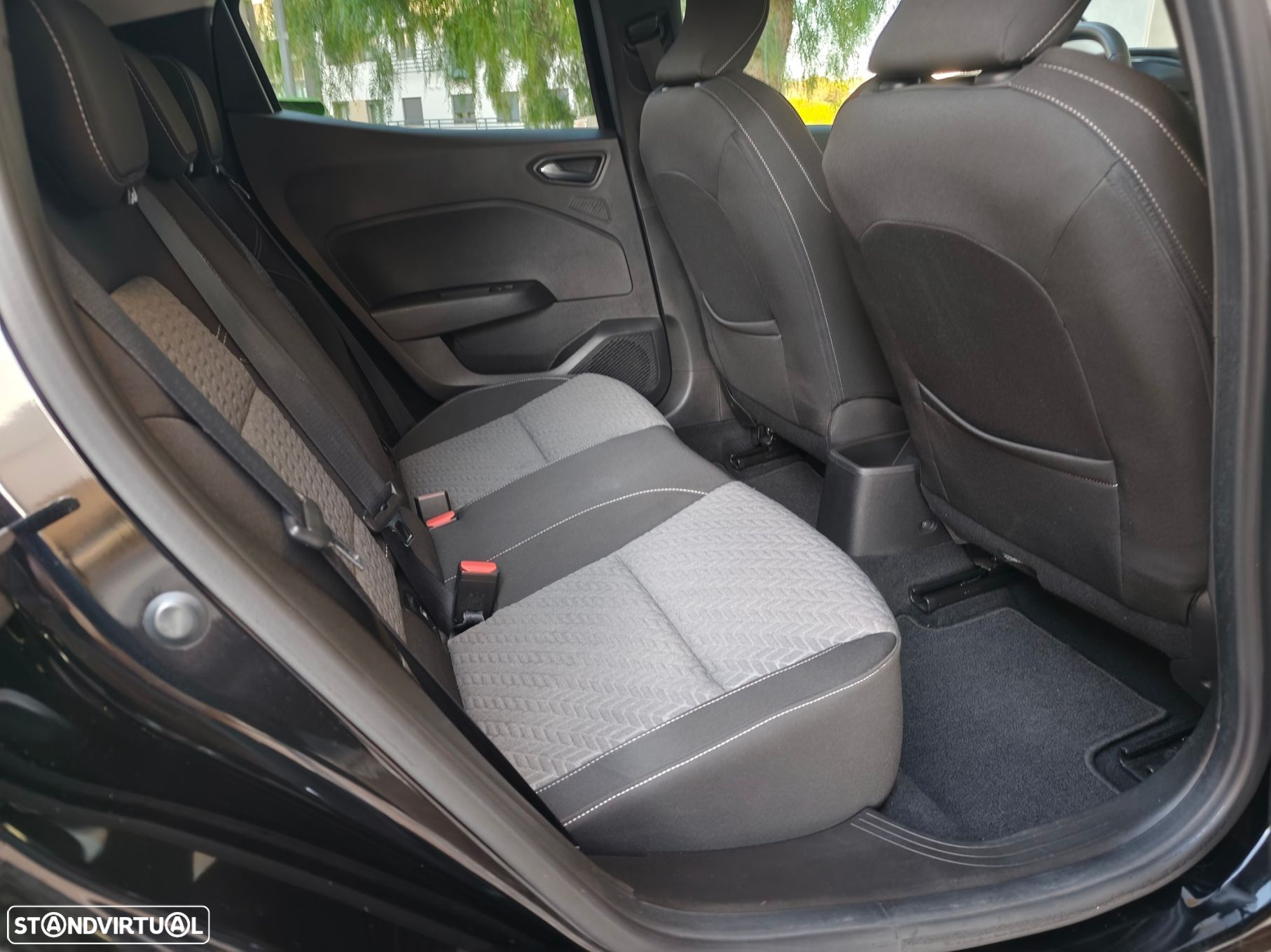 Renault Clio 1.5 Blue dCi Evolution - 16