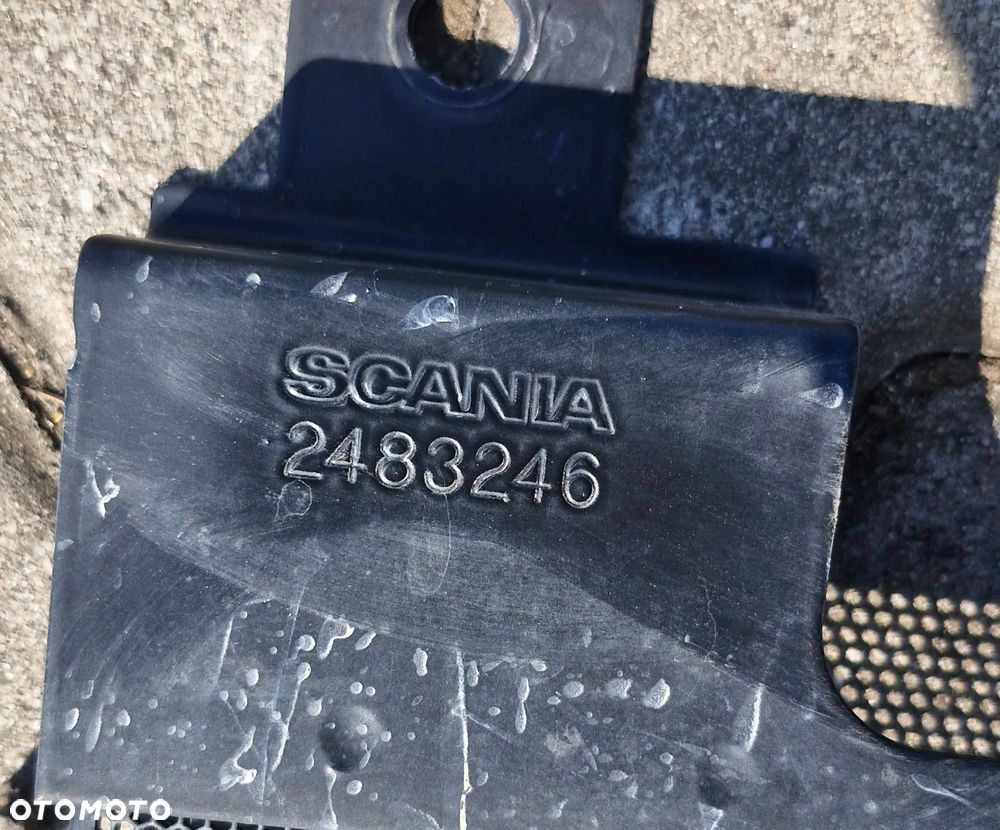 SCANIA R A SIATKA CHŁODNICY 2483246 - 2