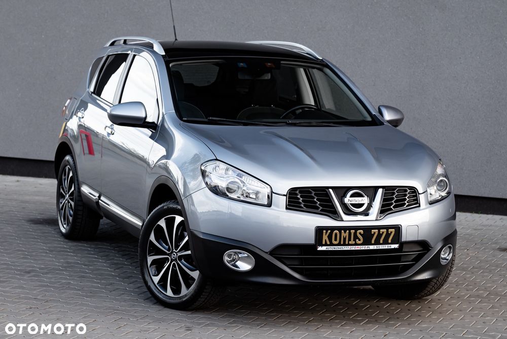 Nissan Qashqai 2.0 4x4 Tekna - 4