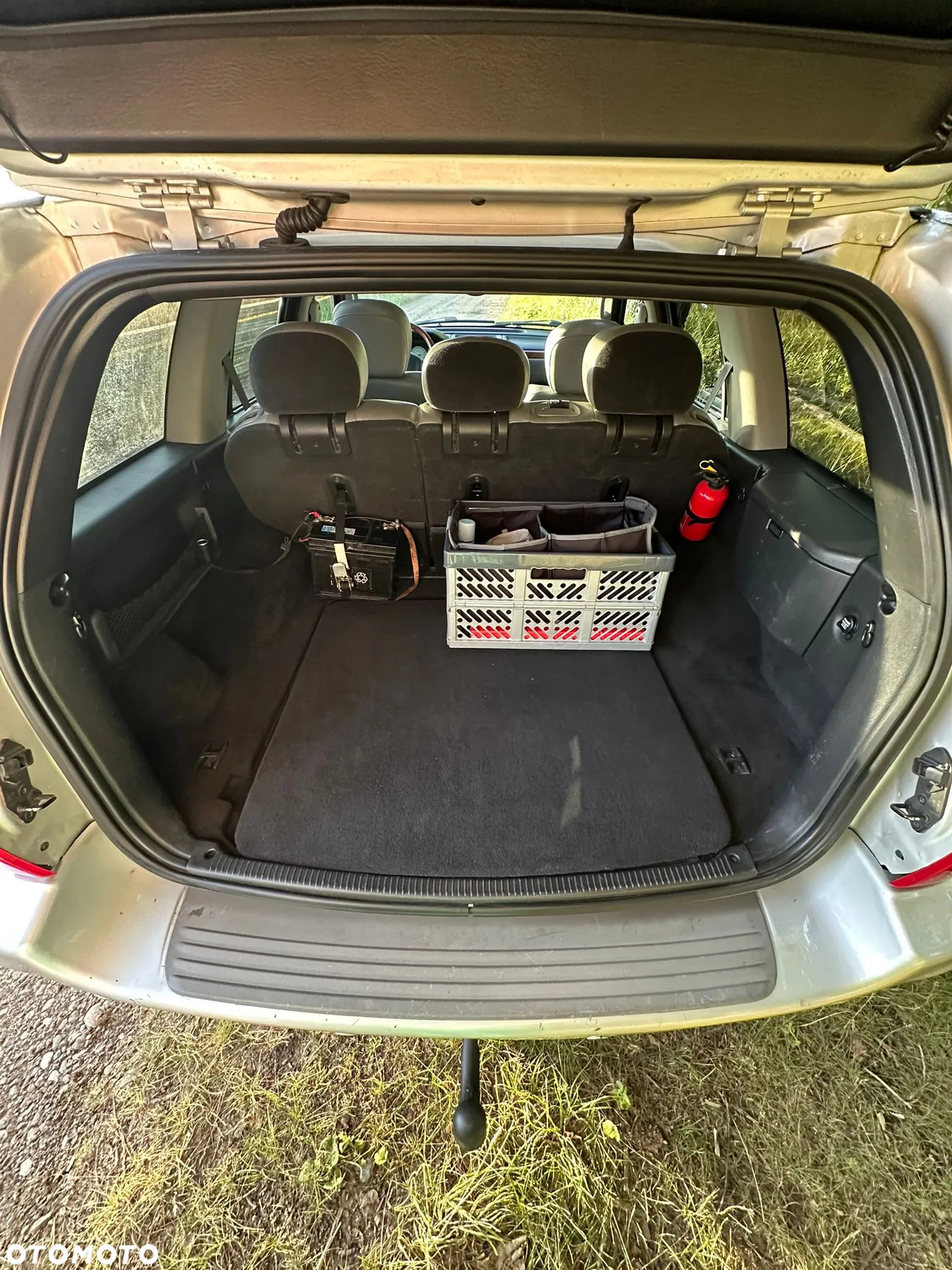 Jeep Grand Cherokee 4.7 Overland - 16