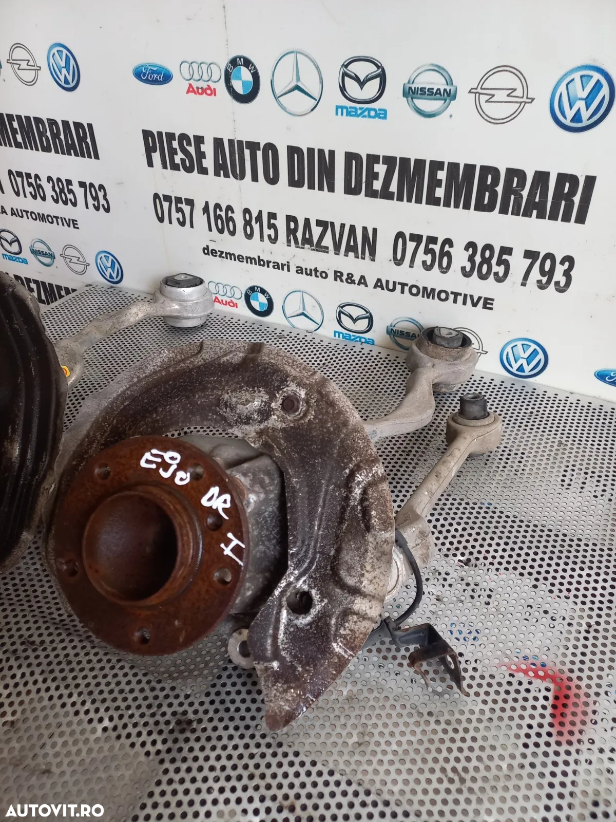 Fuzeta Fata Bmw E90 E91 E92 E93 E81 E87 E82 Stanga Dreapta Cod 6764443 6764444 - Dezmembrari Arad - 3