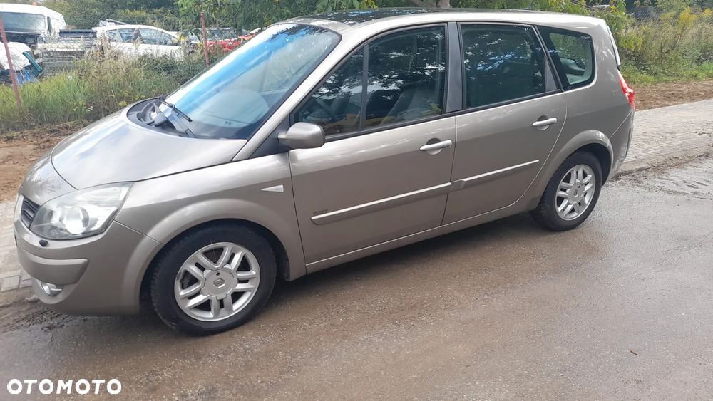 Renault Scenic 2.0 16V Emotion Plus - 12