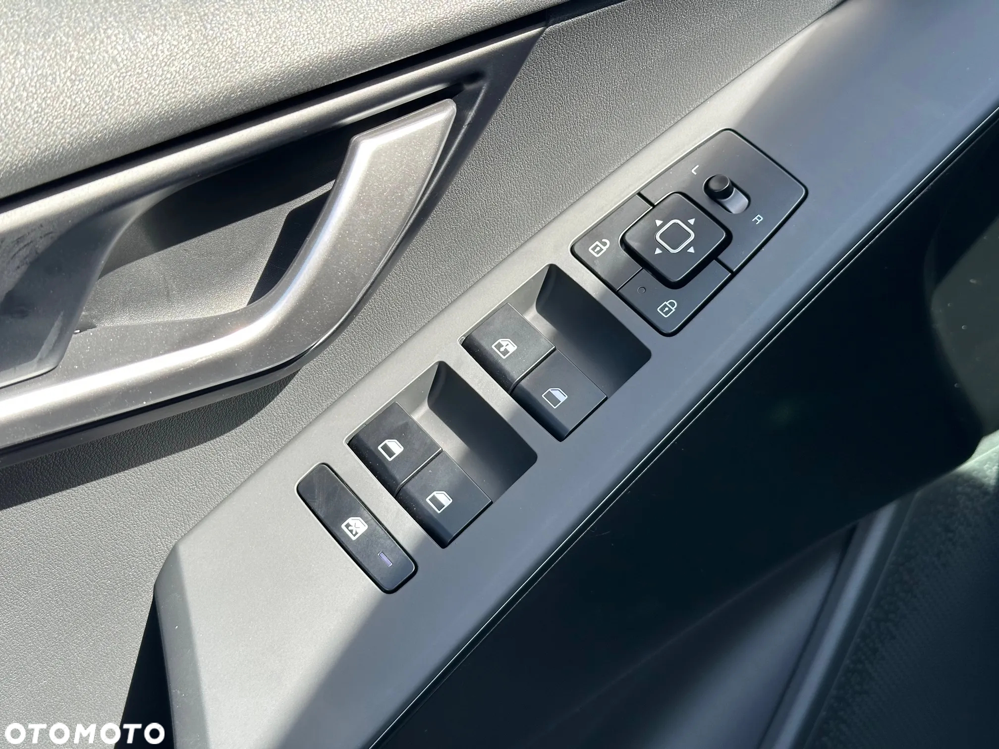 Kia Niro 1.6 GDI Hybrid M - 12